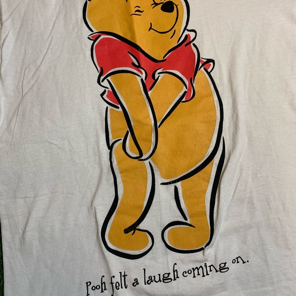 90’s Winnie the Pooh T-shirt - Picture 2 of 5